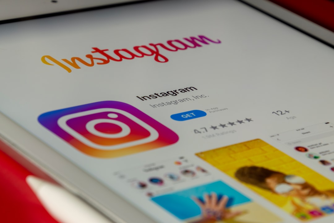 You are currently viewing 8 Free Instagram Bio Generators to Create a Profile That Attracts More Followers