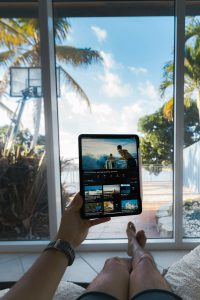 Read more about the article Great Airbnb Titles: Examples That Increase Bookings