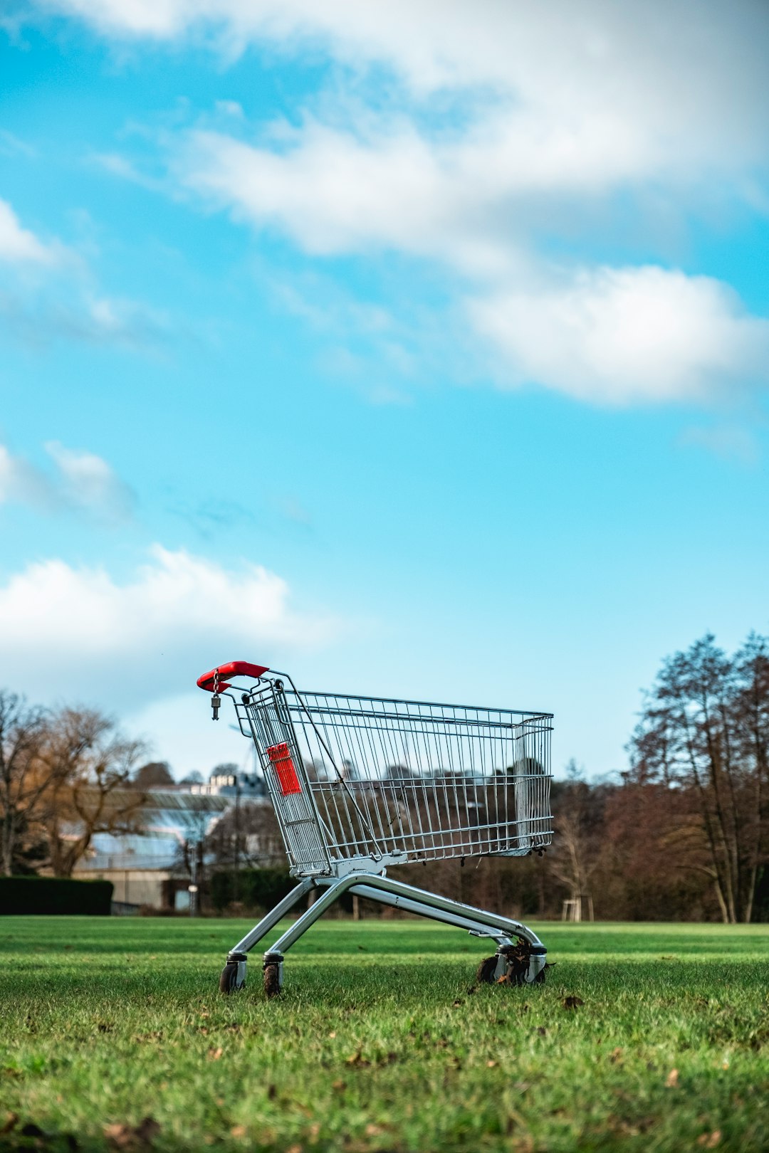 You are currently viewing How Businesses Use Cognitive Biases in Marketing and Sales
