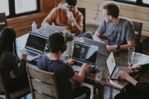 Read more about the article Acquia vs Pantheon: Which Drupal Hosting Platform Is Better?